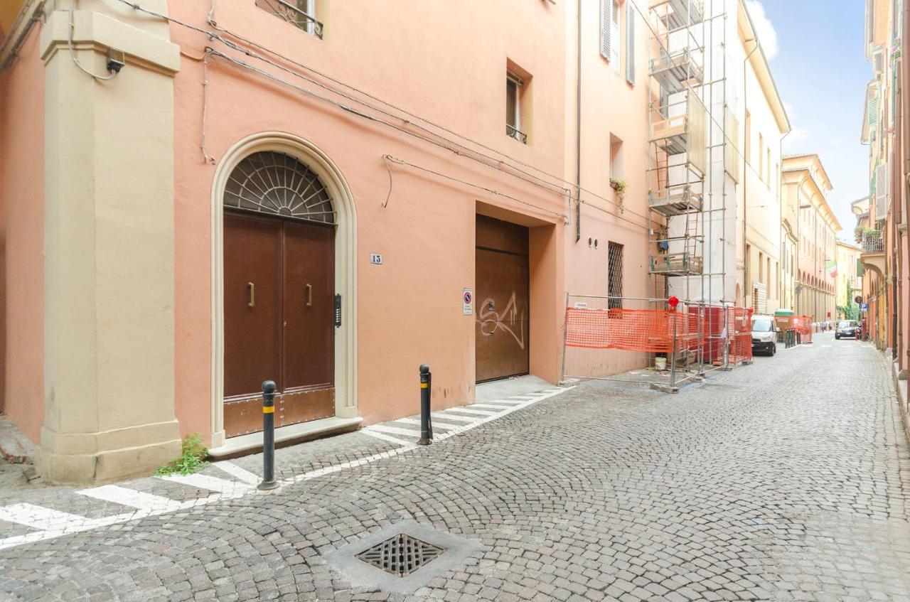 Cartoleria Suite: Spazioso, Moderno E Centrale Болонья Экстерьер фото